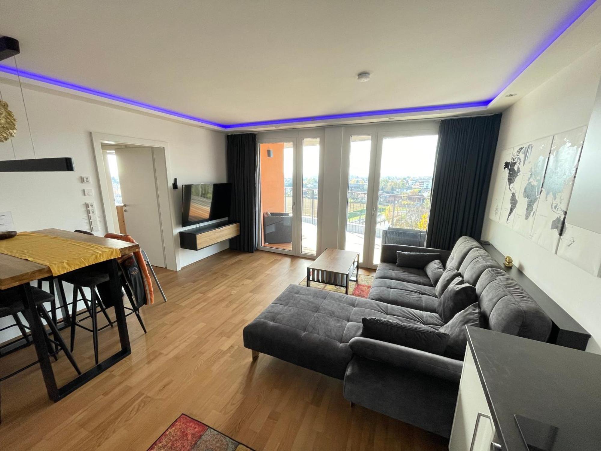 100 Qm Penthouse, Self-Check-In, 2 Parkplaetze Apartment Graz Exterior photo